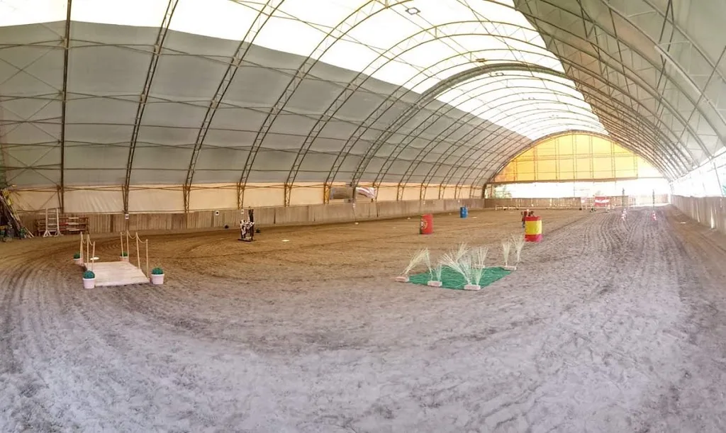 Reitzentrum Louisenau - Foto 1