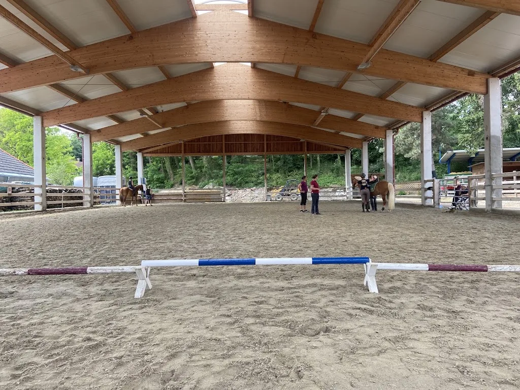 Reitstall Hobby Pferd - photo 1