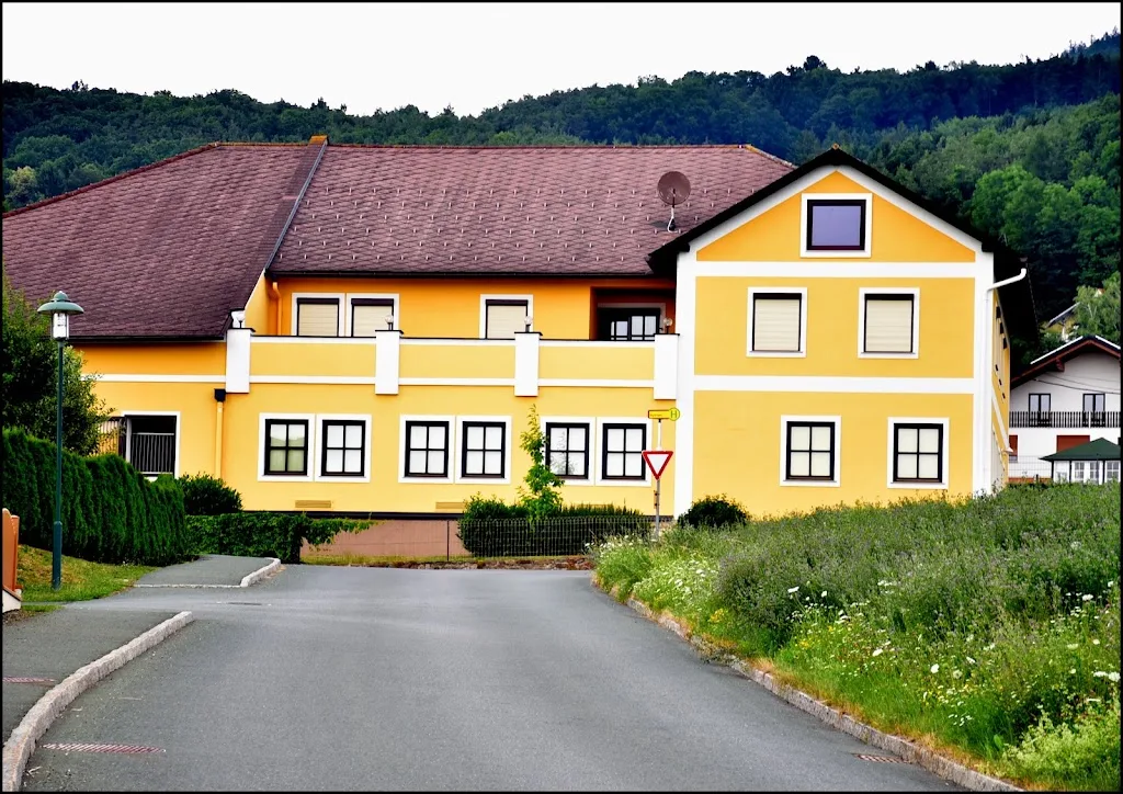 Reitstall Gestüt-K Grafendorf - Foto 1